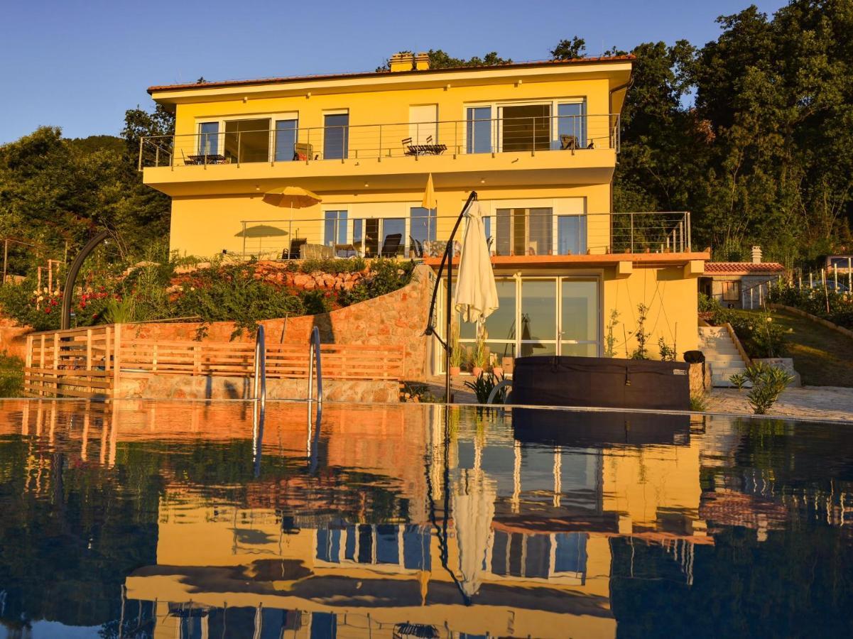 Villa Annika Lovran Eksteriør bilde